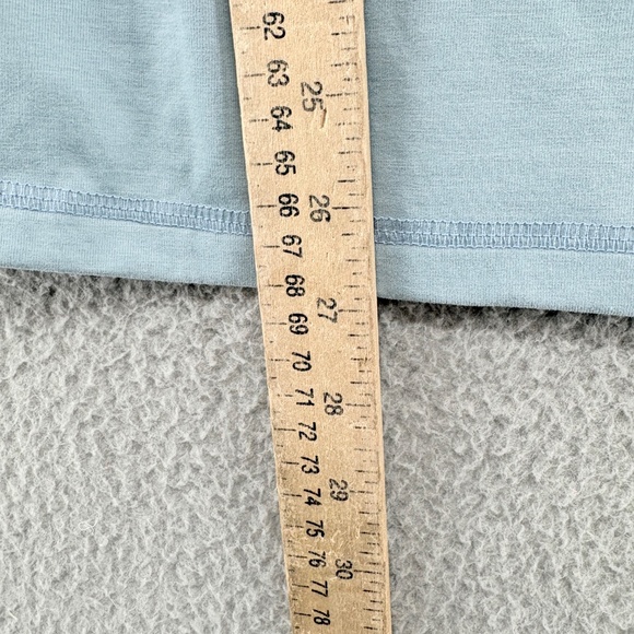 Faherty All Day Long Sleeve Performance Tee Light Blue XS - Picture 7 of 10